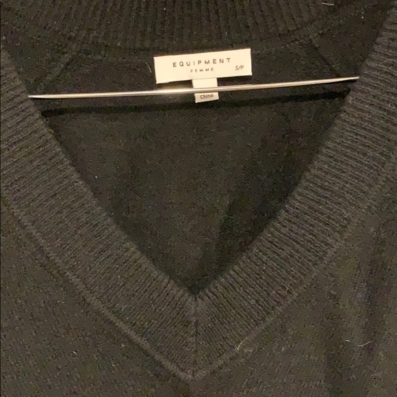 Equipment Madalene Cashmere Sweater - Picture 5 of 9